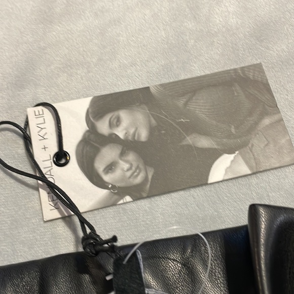 NWT Kendall + Kylie Faux Leather Belted Skirt - Picture 7 of 10